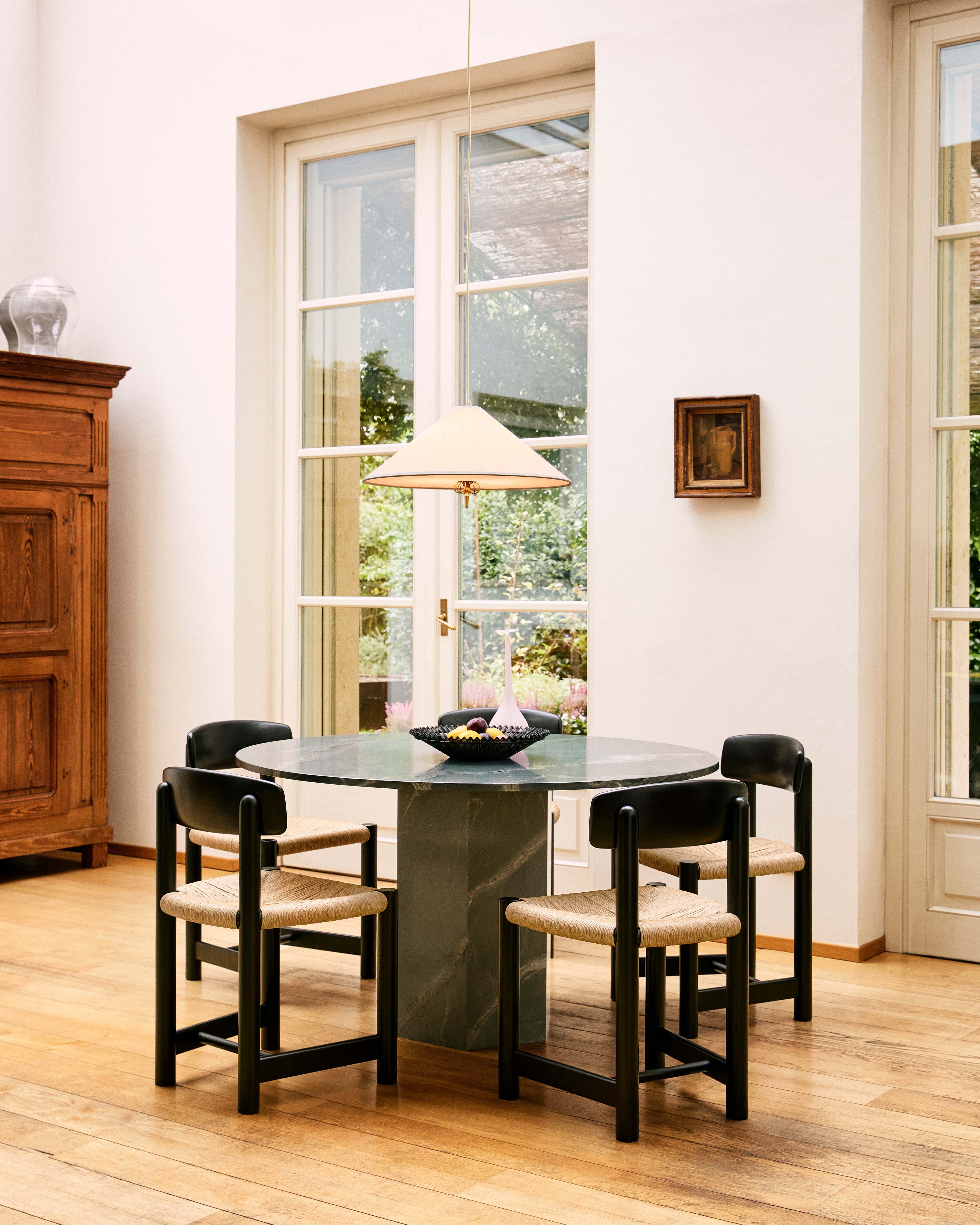 GUBI Daumiller Side Chair